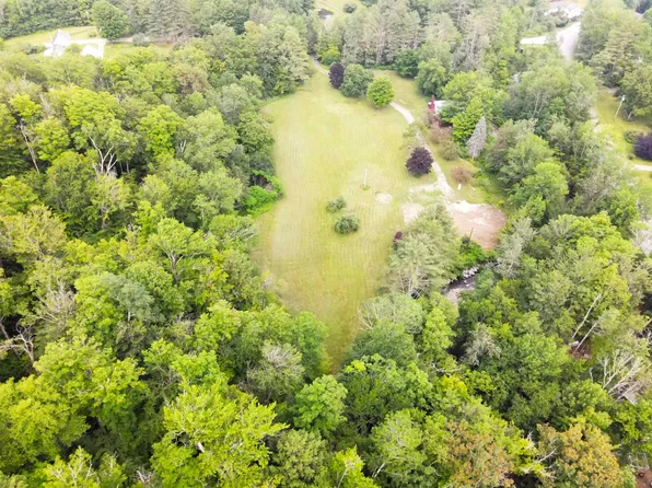 83 Potash Brook Road, Chester, VT 05143