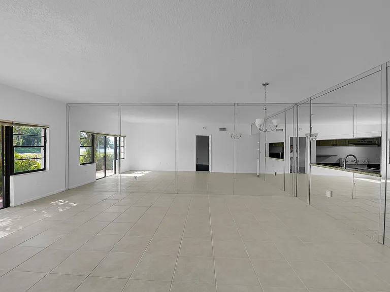 6654 Villa Sonrisa Dr #412 — Photo 37