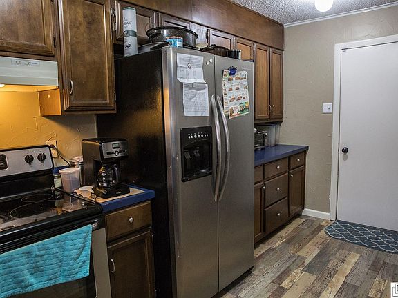 4th image of 202 Greenbriar Dr