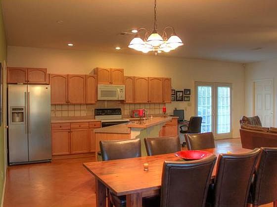 5th image of 138 Deep Woods Ct