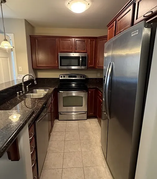 5252 Balboa Arms Dr #242 — Photo 8