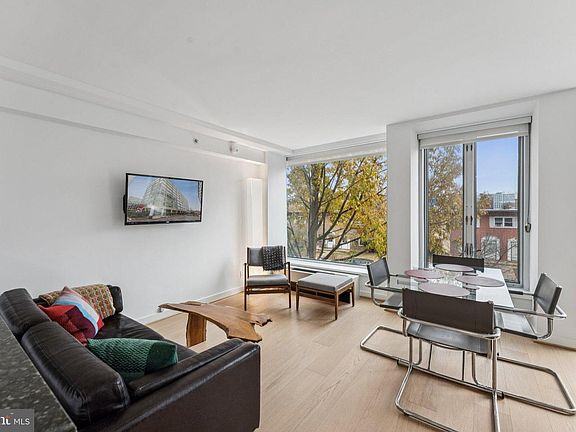 4th image of 1101 3rd St SW APT 114