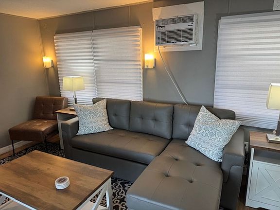 2nd image of 1414 N Lakeview Ave #25