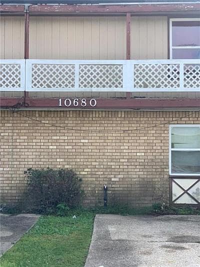 1st image of 10680 Hayne Blvd