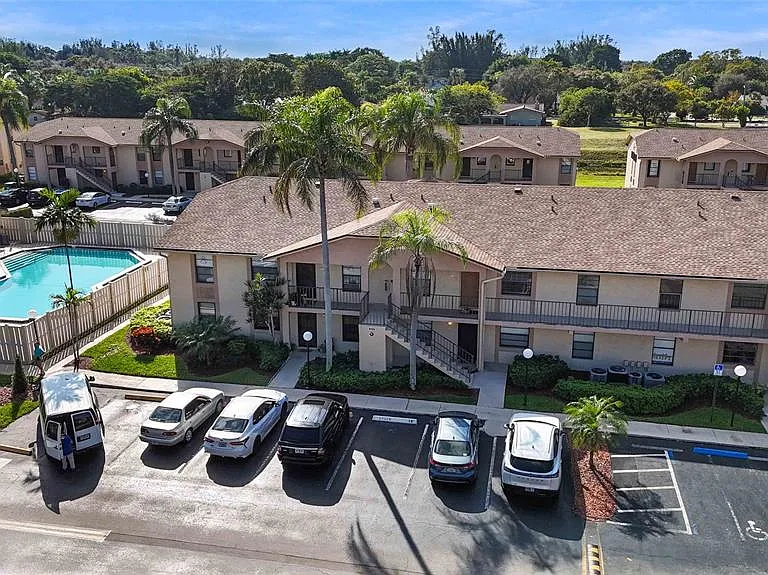 9466 Boca Cove Cir #303 — Photo 20