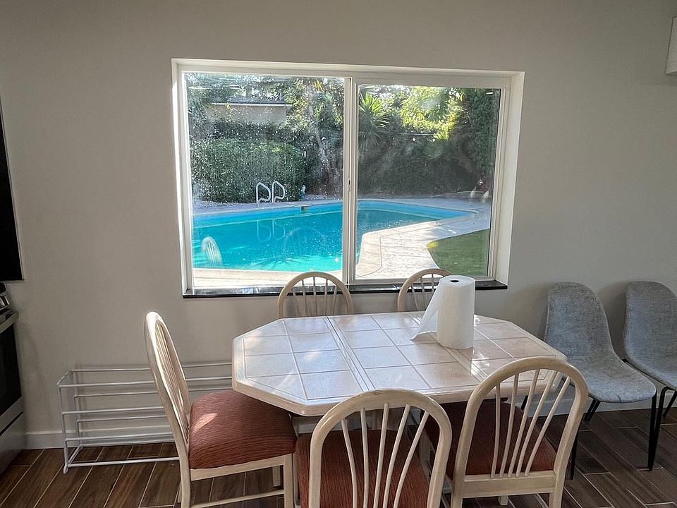1st image of 5957 Vanalden Ave