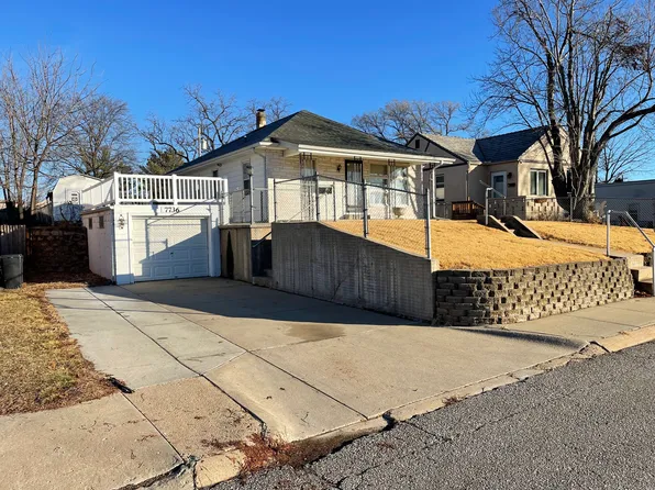 7736 Main St, Ralston, NE 68127