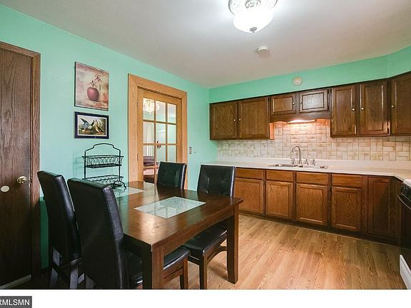 5th image of 1811 City Heights Dr
