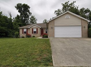 110 Canal Ct, New Richmond, OH 45157