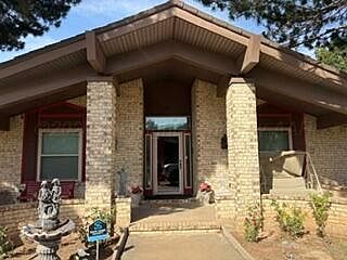 1st image of 203 Carson Ave
