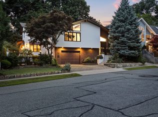 18 Roosevelt Rd, Medford, MA 02155