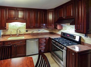 1303 W Chicago Ave, Chicago, IL