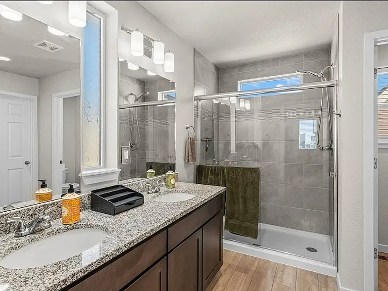 5872 Thurless Ln — Photo 19