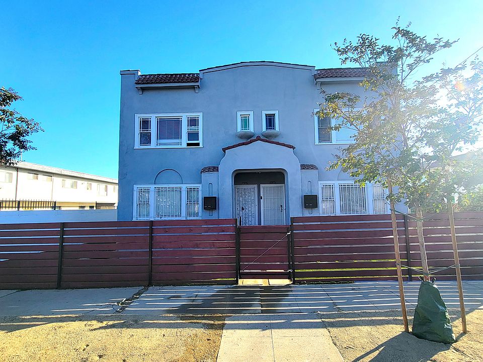 Building Photo 3