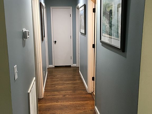 2nd image of 2801 Oakcliff Ct