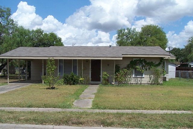 1st image of 1102 E Warren Ave