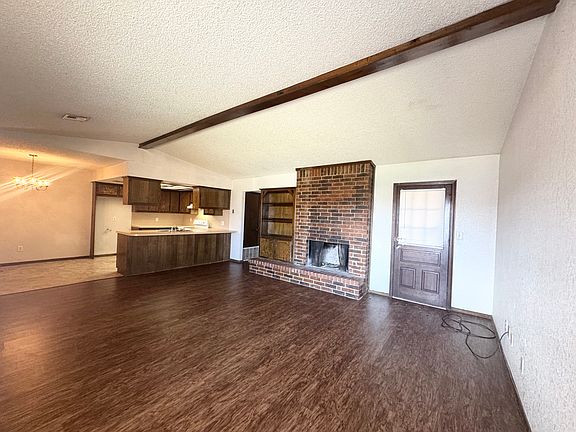 4th image of 9821 Larkspur Ln #9821