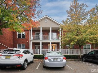 50 Central Square Park, Metuchen, NJ 08840