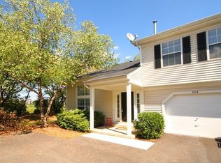 268 Butternut Ln, Streamwood, IL 60107