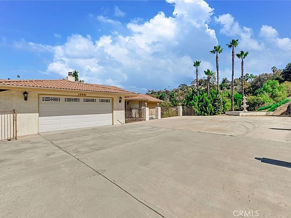 5th image of 770 S Tonopah Ct