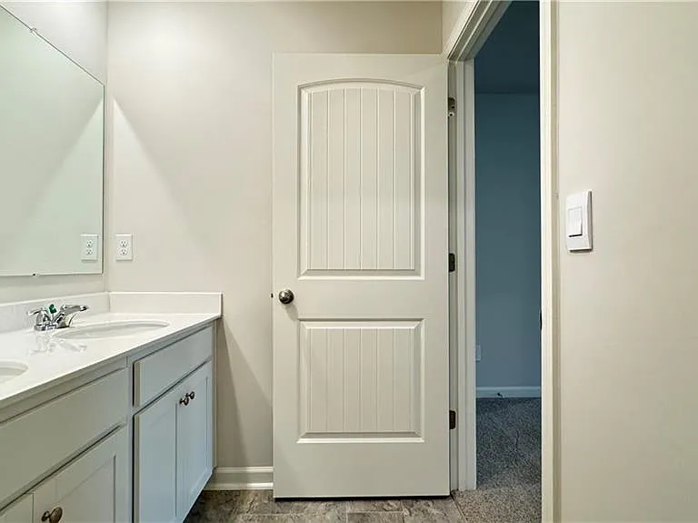 56 Thompson Ridge Ln — Photo 28