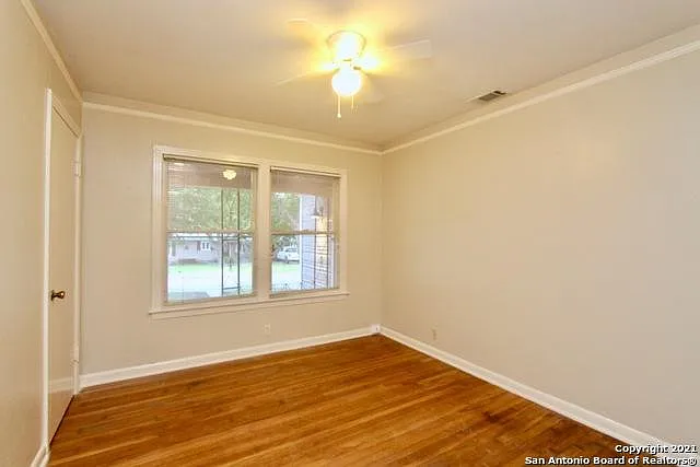 209 Lyman Dr — Photo 18