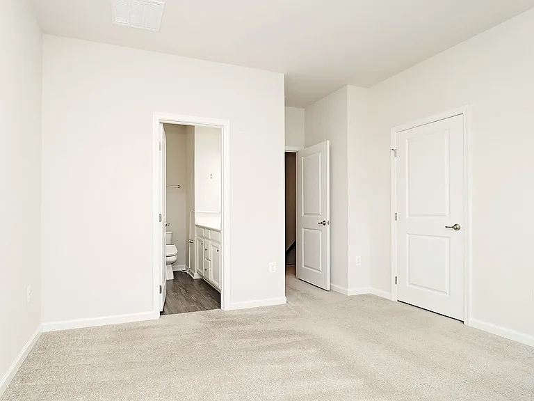 2083 Elm Tree Ct — Photo 8