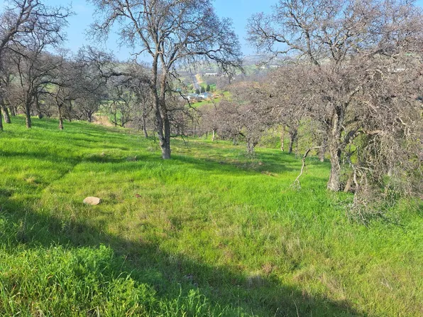 9000 Capullo Cir, La Grange, CA 95329