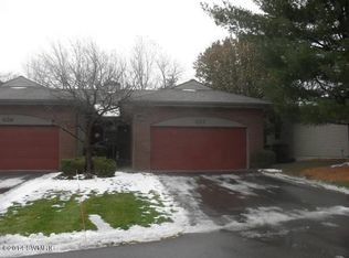 537 Spring Lane Dr, Holland, MI 49423