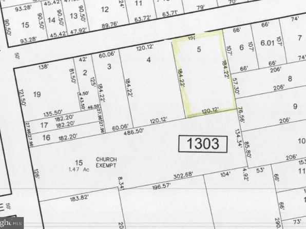 46 E Center St, Clayton, NJ 08312