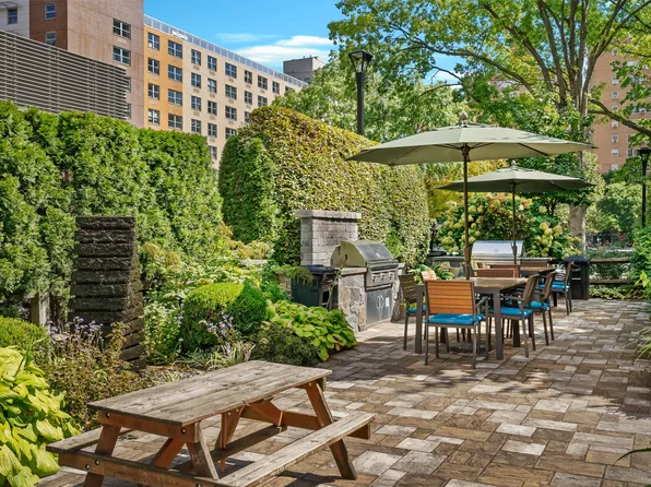 175 Willoughby Street image 9 of 12