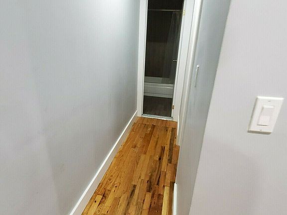5th image of 1189 Sheridan Ave APT 1B