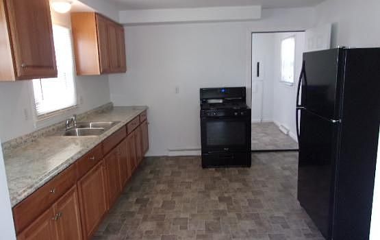5th image of 2978 E Walton Blvd