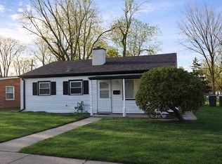 2414 Circle Dr, Hazel Crest, IL 60429