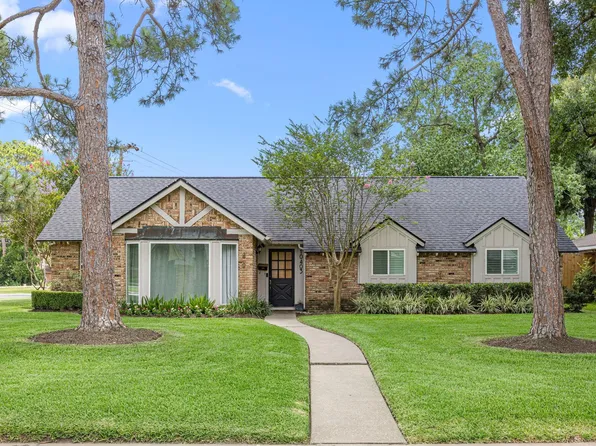 10403 Londonderry Dr, Houston, TX 77043