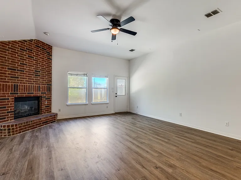 193 Jacob Xing — Photo 12