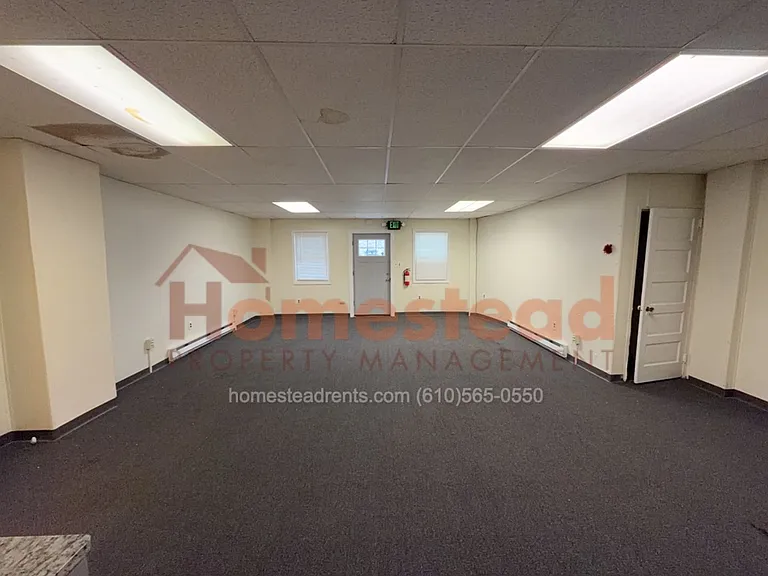 532 Dekalb St — Photo 9