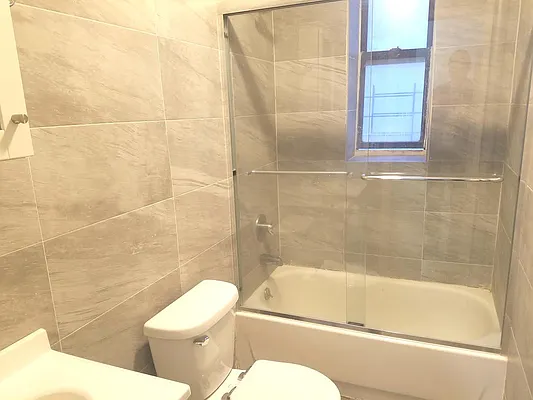 Rented by Uptown Flats LLC | media 3