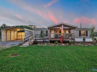 405 Morrow Mountain Rd, Somerville, AL 35670