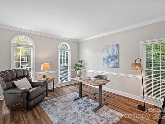 4th image of 5500 Flowering Dogwood Ln