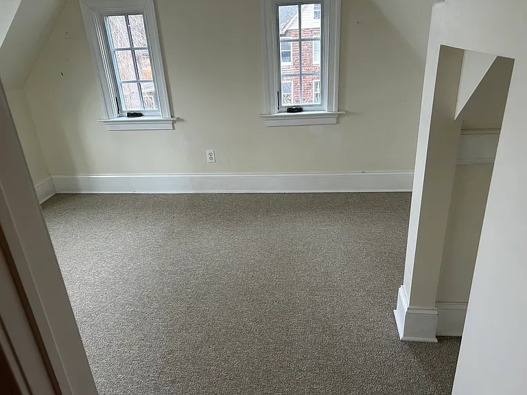 4536 Schenley Rd — Photo 23