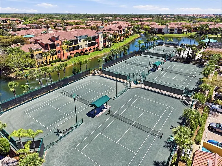 8601 Piazza Del Lago Cir #203 — Photo 23