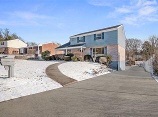 1024 Sundance Dr, Mc Kees Rocks, PA 15136