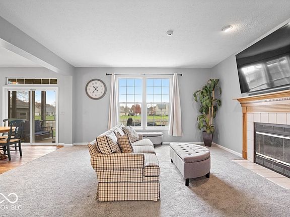 4th image of 15960 Arbor Grove Blvd