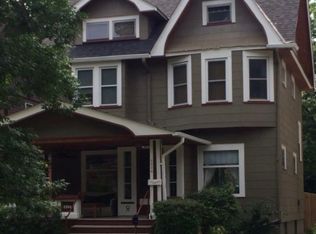 2324 Grandview Ave, Cleveland Heights, OH 44106