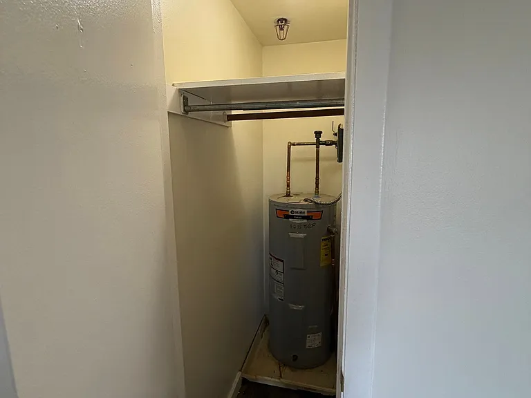 261 Pine St #41 — Photo 6