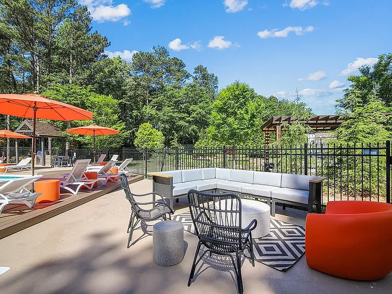 Elliot Gwinnett Place — Photo 35