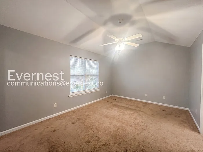 632 Parkside Cir — Photo 10