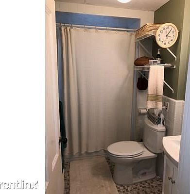 38 Dundee Rd. #1 Arlington Shared Unit Photo 6
