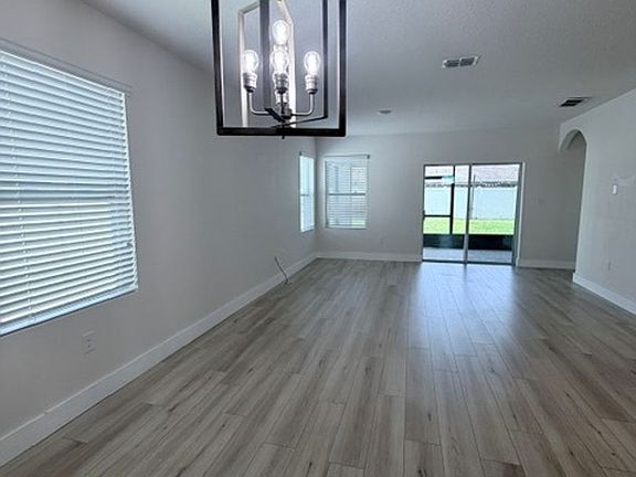 3rd image of 1776 Ranger Highlands Rd